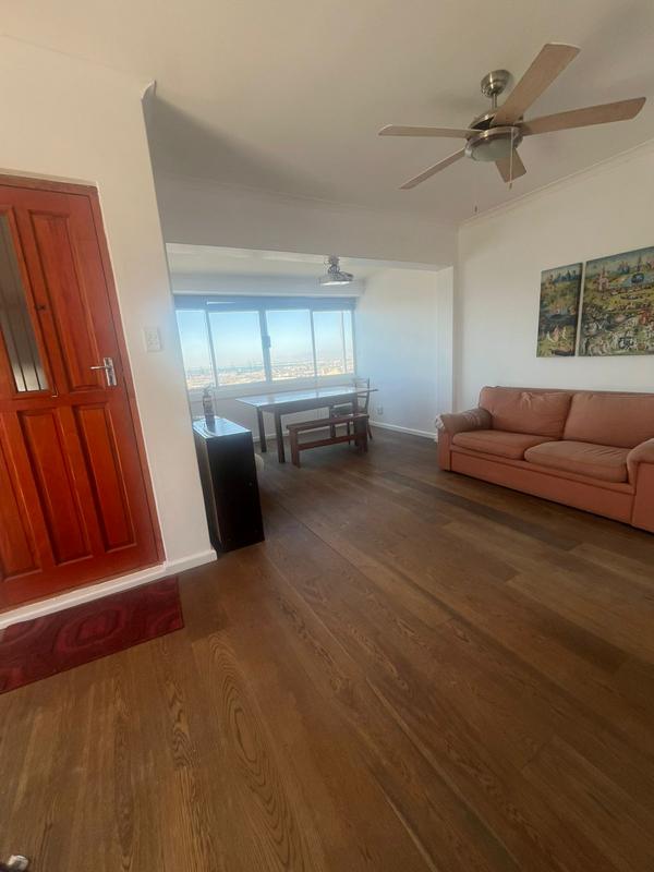 2 Bedroom Property for Sale in Vredehoek Western Cape